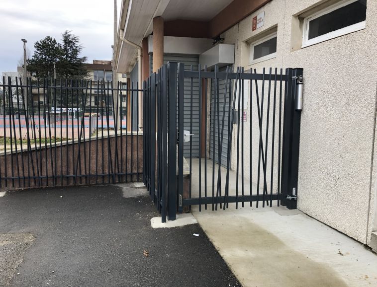 PORTILLON BARREAUDAGE EXALT OBLIC.JPG