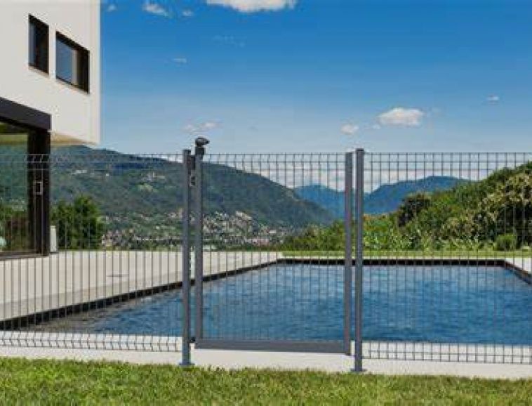 CLOTURE PISCINE GRISE Guilherand Granges.jpg