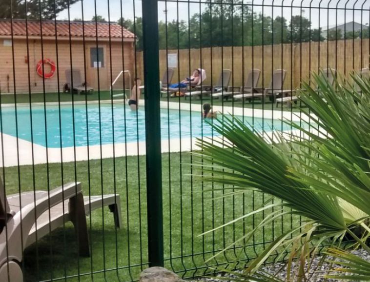 CLOTURE PISCINE MONTELEGER.jpg