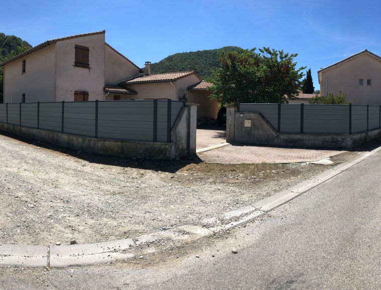 LAME BASALTE POTEAU GRIS.JPG