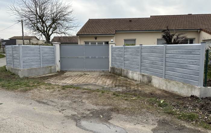 ETAPE 12 - Pose d'une clôture de jardin