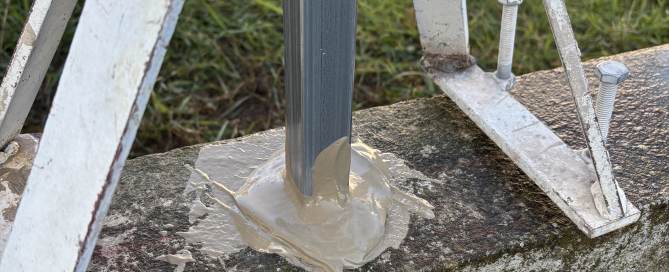 ETAPE 8 - Pose d'une clôture de jardin